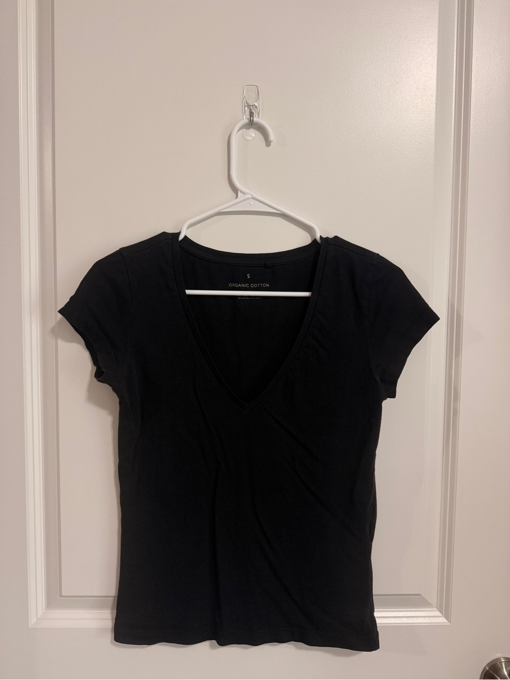 Only Black V-Neck Short Sleeve Tee
